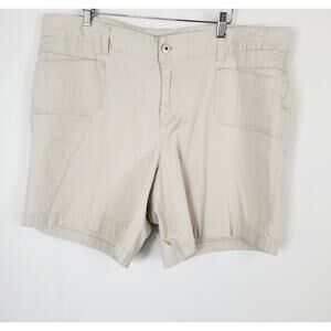 Lane Bryant Beige Flat Front Chino Shorts Women's Size 18